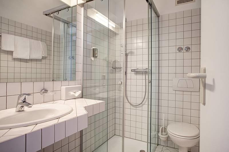 alfa hotel Sankt Ingbert Esterno foto