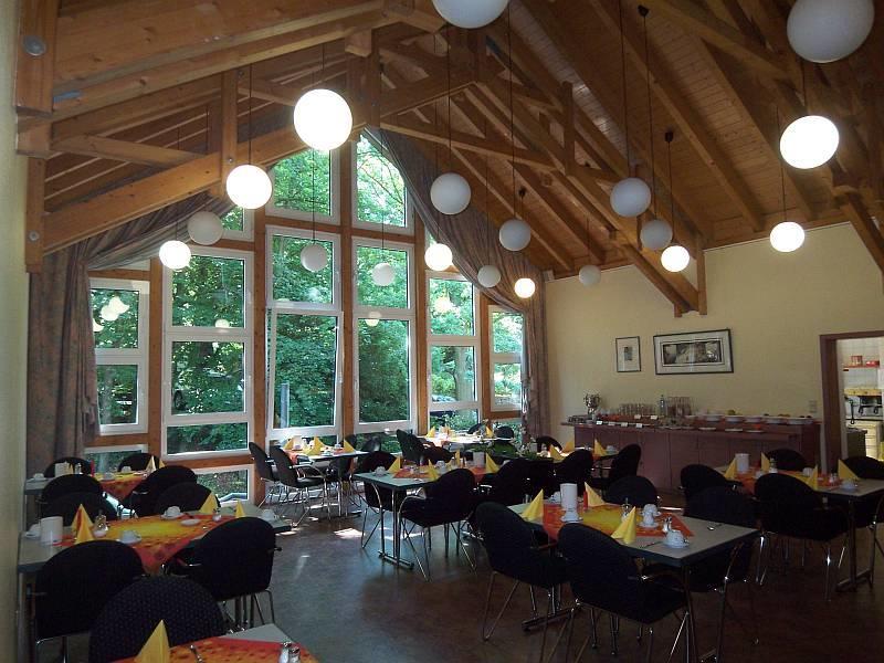 alfa hotel Sankt Ingbert Esterno foto